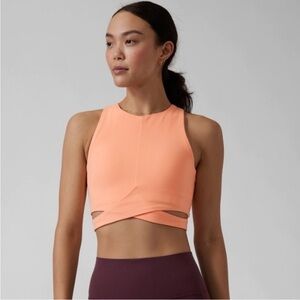 Athleta Conscious Cut Out Crop Top D-DD Size Women’s Medium Color Light Orange